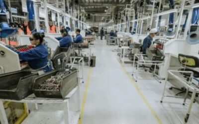 Según los datos, cae el empleo registrado y crecen los informales: “Se profundizó la precarización laboral”