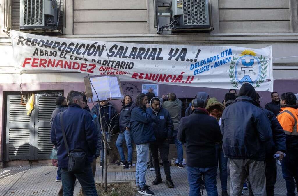 Con un Adjunto del interior, Alberto Patiño confirmó que le disputará la conducción de la UTA a Roberto Fernández