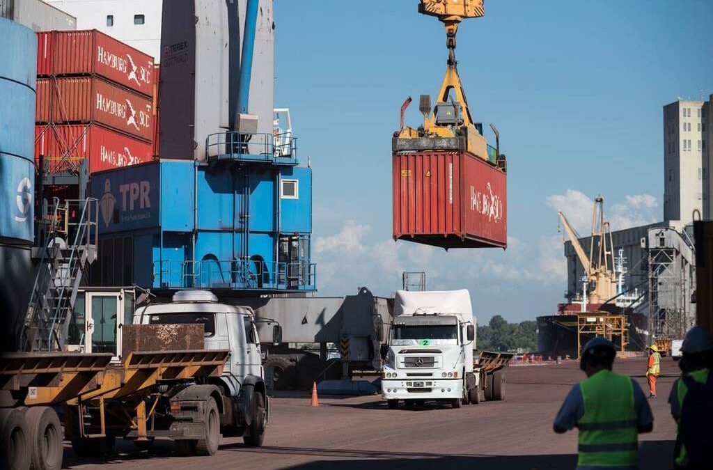 El Gobierno reconoció un nuevo gremio portuario en Santa Fe, eslabón logístico clave para el comercio internacional argentino