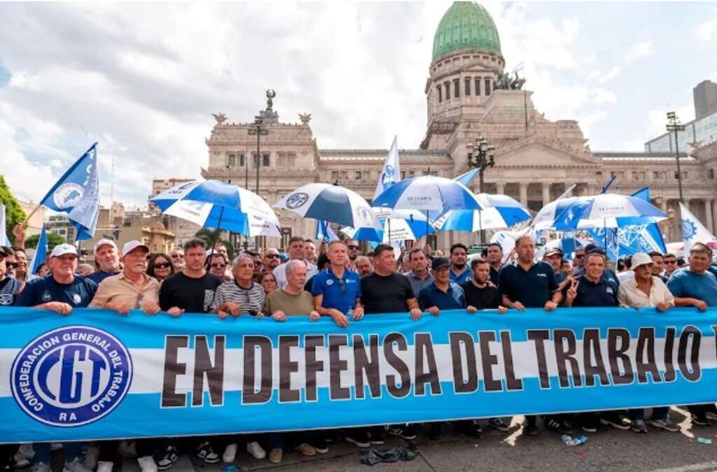 Pese al alivio logrado para la caja sindical, la CGT comienza un plan de lucha con movilizaciones y un paro general aún sin fecha
