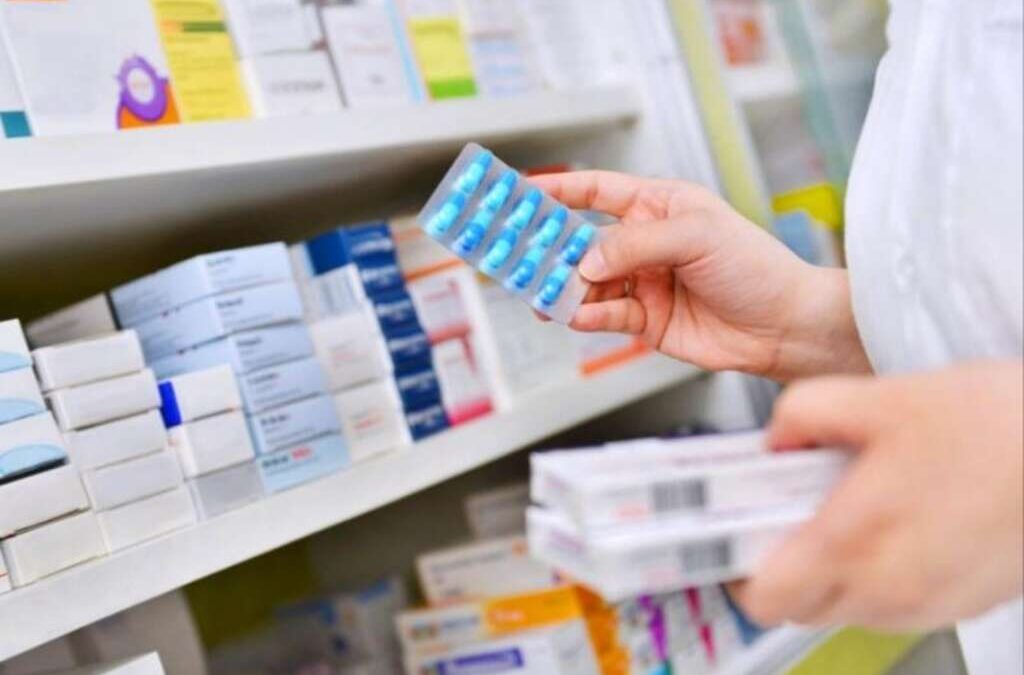 Farmacéuticos acordaron salarios de más de $4 millones y adicionales de hasta el 30%