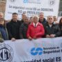 La CGT se movilizó con jubilados y advirtió: «Ningún proyecto de país puede construirse sobre el sacrificio de la clase trabajadora»