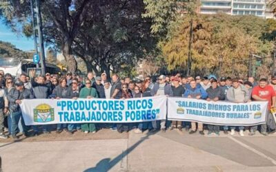 Los trabajadores rurales siguen debajo de la línea de la pobreza mientras la Sociedad Rural celebra récords de producción y divisas