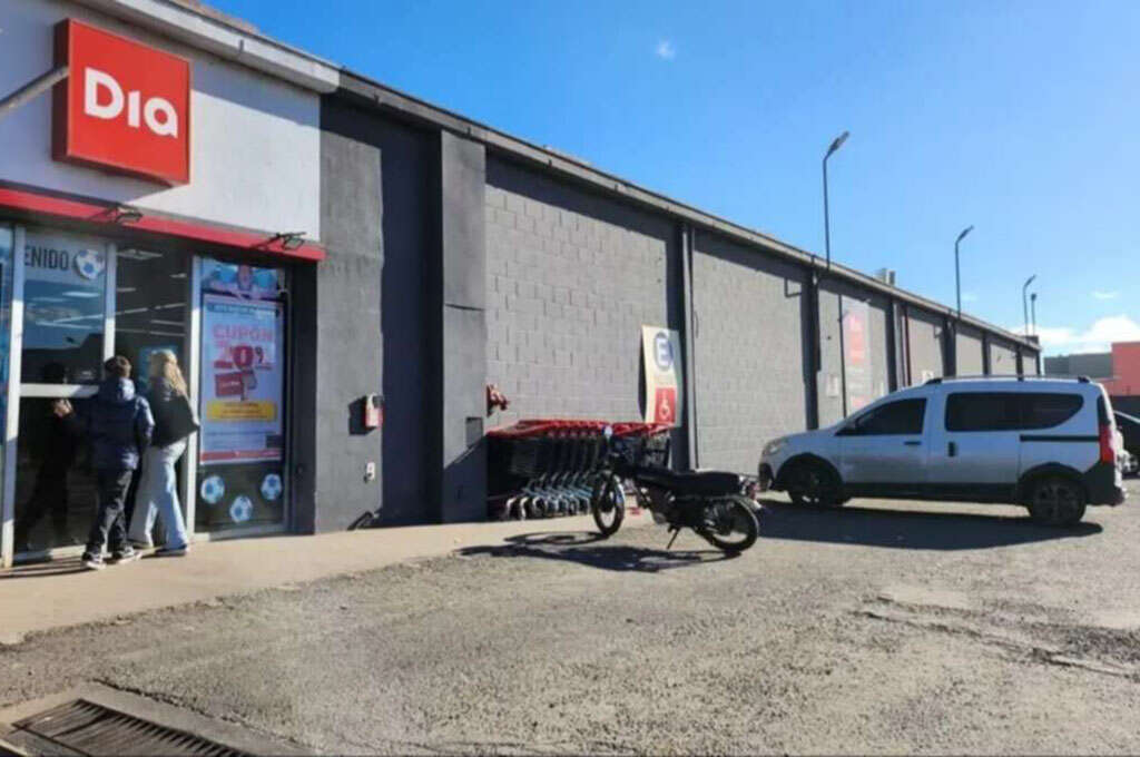 Después de cerrar 34 sucursales, Supermercados DIA busca poner en venta sus activos en Argentina: alerta por el futuro d