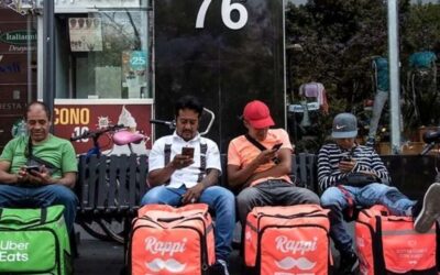 Un repartidor necesita completar casi 150 entregas al mes para no ser pobre y más de 450 para sostener un hogar