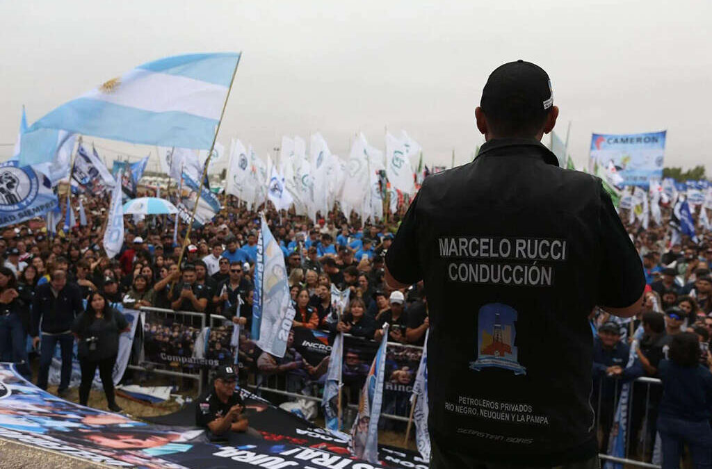 Vaca Muerta: cómo es el acuerdo de productividad para los petroleros que firmó Marcelo Rucci con empresas operadoras y de servicios