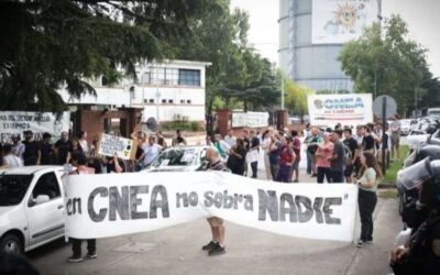 Reducen salarios en el sector nuclear: “La intención final es cerrar la producción nacional de reactores”