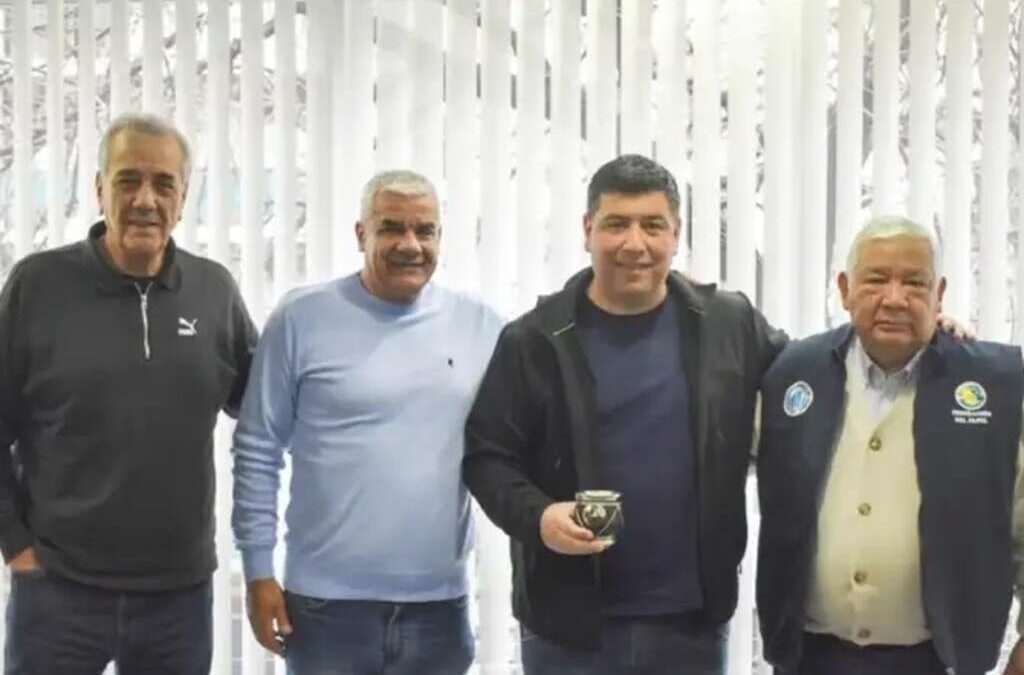 Cristian Jerónimo recibió a dirigentes del gremio papelero para analizar la crisis del sector productivo