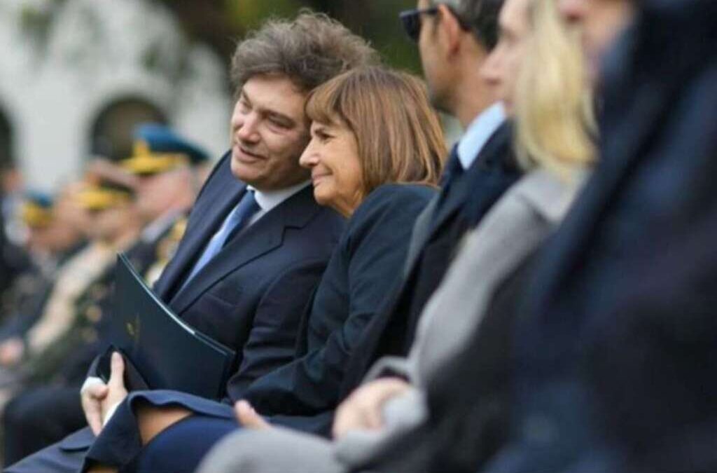 A pesar de la Ley Bases y la reforma laboral, la totalidad del empleo creado el último año fue informal