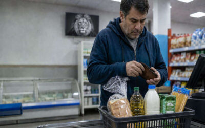 El «pico histórico» de consumo del que habló Milei, mostró un fuerte contraste en las ventas de julio: cayeron 3.8%