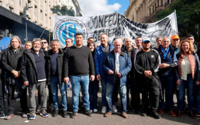 SAN CAYETANO: La CGTRA, la CATT y FEMPINRA, las CTA, marcharon por “Paz, Pan, Tierra, Techo y Trabajo”