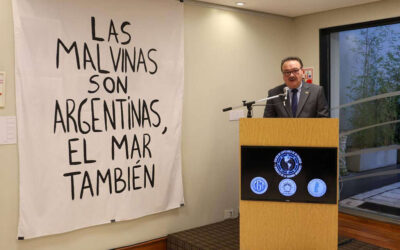 Capacitación y defensa de la marina mercante en la agenda del Centro de Capitanes