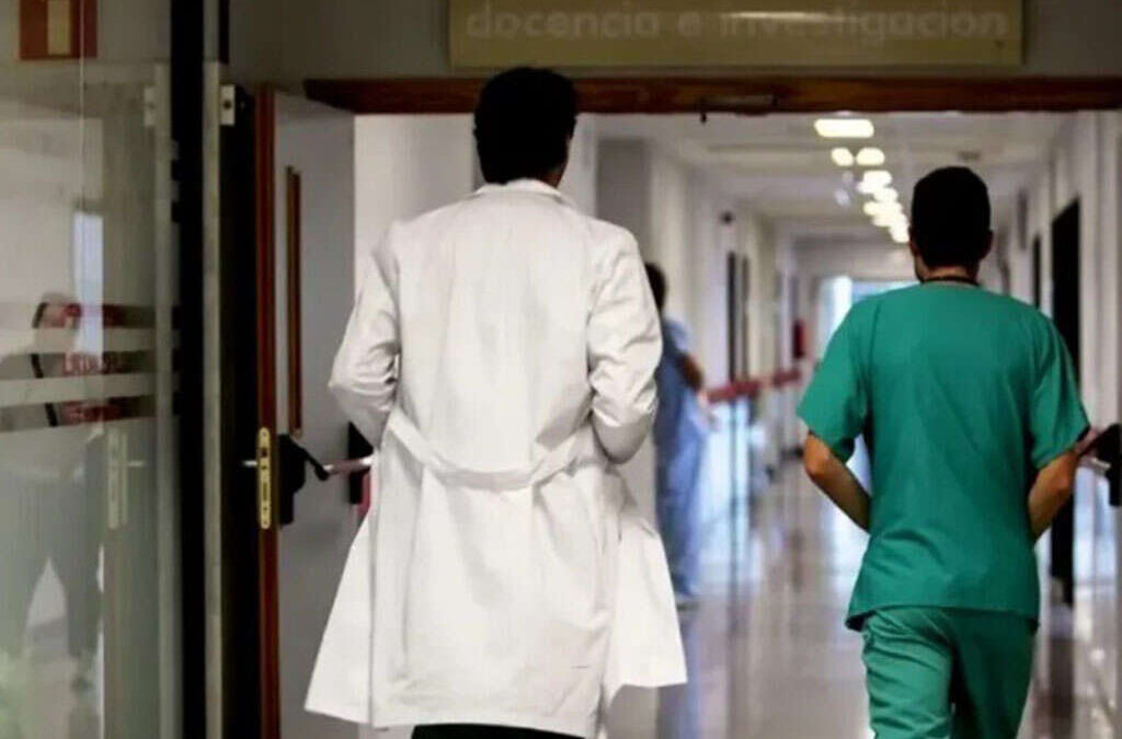Las obras sociales perdieron más de un millón de afiliados desde 2023 y aumenta la presión sobre la salud pública