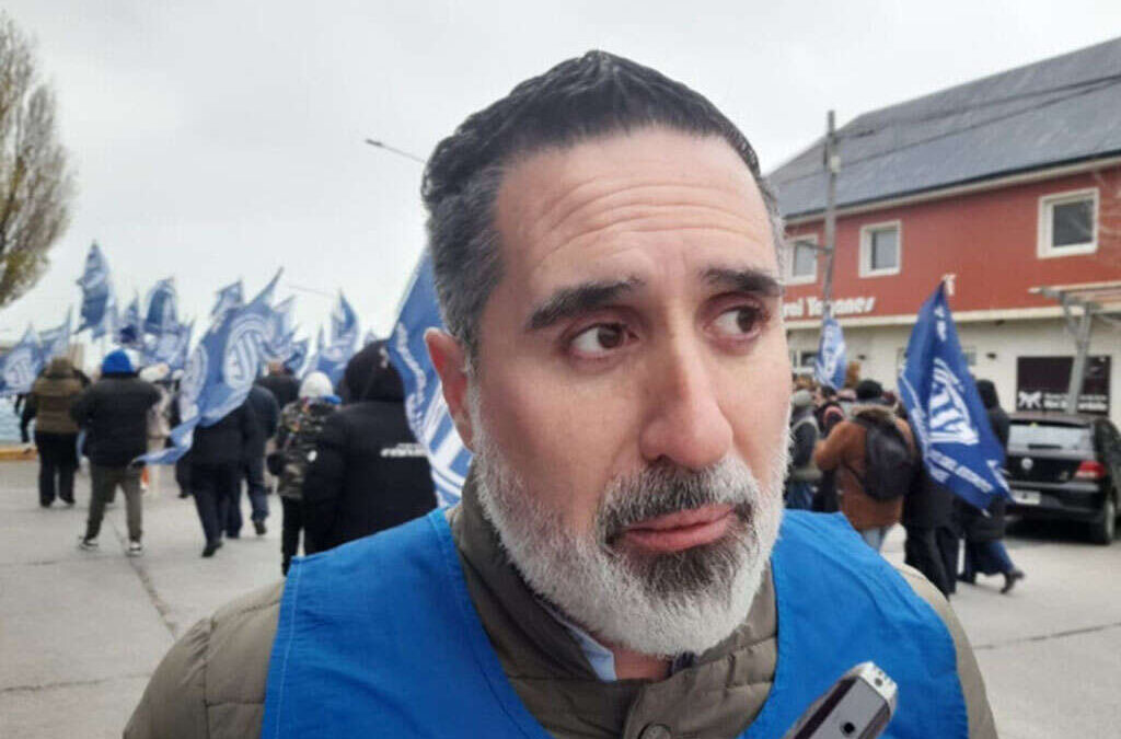 Margalot aseguró que la reforma laboral busca eliminar la presencia sindical en los convenios colectivos