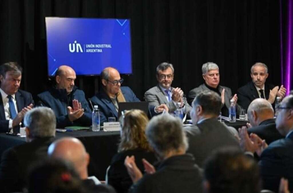 La reforma laboral de Milei tuvo un giro inesperado: crece el rechazo entre empresarios que aseguran que los “terminó complicando”