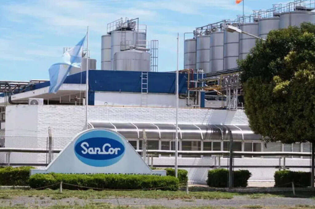 El sindicato lechero amenazó con parar la producción en todo el país si no se activa la venta de SanCor