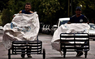 Recicladores urbanos de La Plata denuncian que la eliminación del programa es para darle el negocio a una empresa