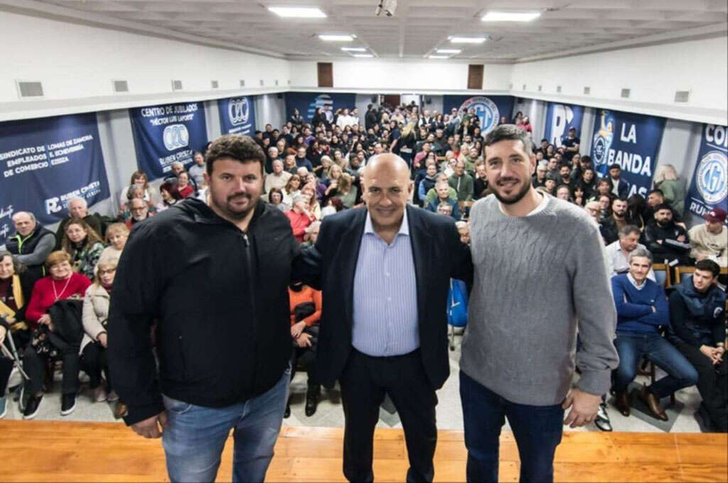 20260831-09 En una multitudinaria asamblea, Crosta llamó a recuperar la justicia social y “terminar con la grieta”