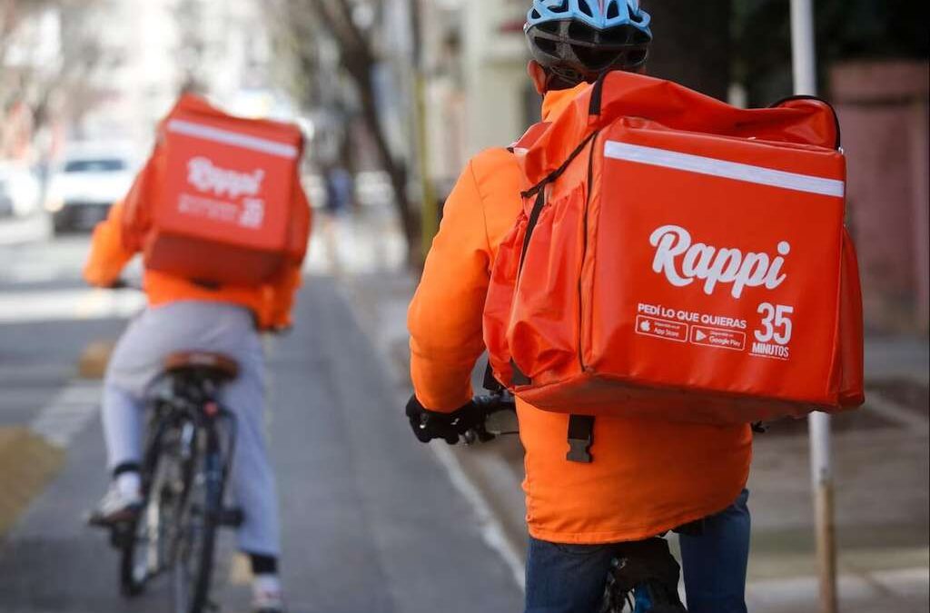 Argentina se vuelca de lleno al «mundo Rappi» y la crisis laboral impulsa una nueva venta récord de motos en agosto