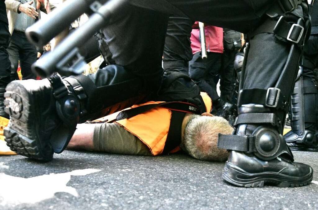 La Procuración General lanzó una guía contra el terrorismo «previo al ataque» y gremios y organizaciones sociales la acusaron de criminalizar la protesta social