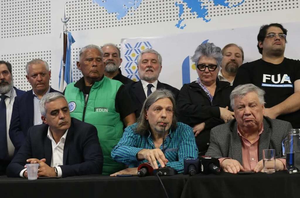 Registran que fue «altisimo» el acatamiento al paro en las universidades y los gremios ya buscan fecha para una nueva Marcha Federal