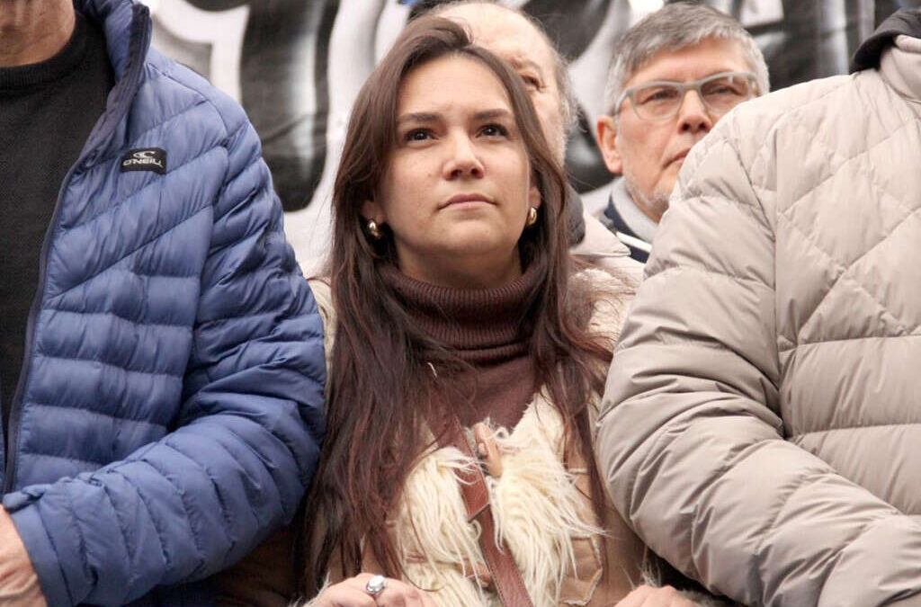 FATPREN rechazó el reemplazo de periodistas por IA y reclamó su regulación y la ética sobre el origen de la información