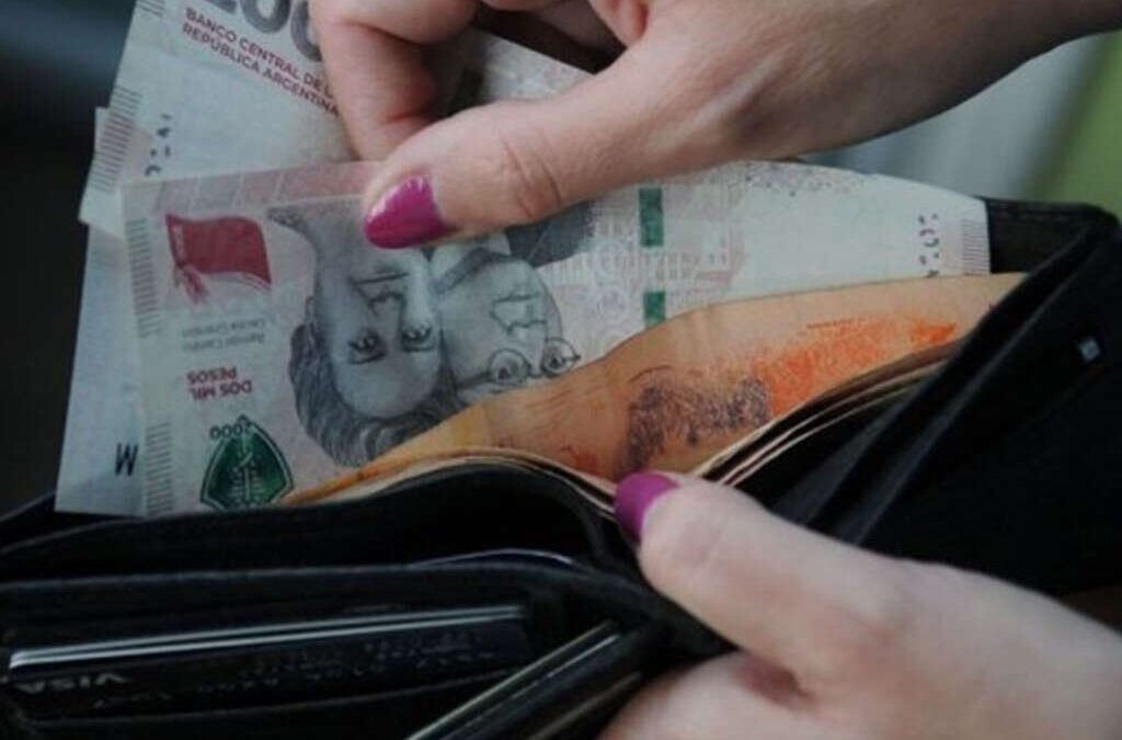 El 60% de los argentinos aseguran que su economía «está empeorando» y la perceoción negativa crece cuatro puntos en agosto