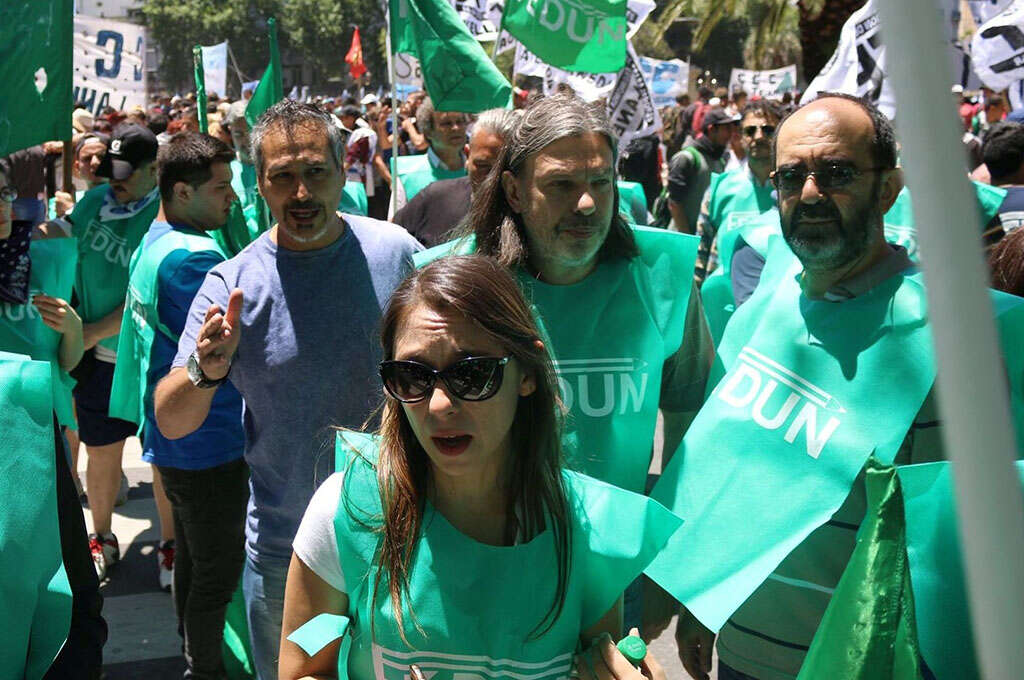 La FEDUN registró que llegó «casi al 100%» el acatamiento al paro de docentes y NODOCENTES de universidades La FEDUN registró que llegó «casi al 100%» el acatamiento al paro de docentes y NODOCENTES de universidades