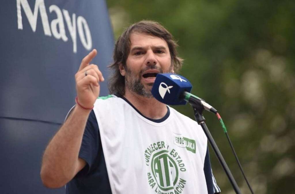 El salario estatal se desplomó un 40,5% y la mora crediticia se disparó 3,4 veces: un informe de ATE Capital expuso el deterioro de los ingresos de los trabajadores públicos