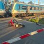 «No fue un accidente, es un asesinato laboral»: un joven de 19 años murió arrollado por un tren y repartidores exigen que PedidosYa se haga cargo por los ritmos de trabajo que impone