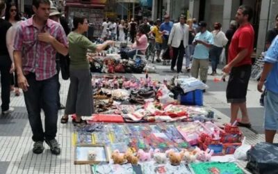 La reconversión de Milei para los trabajadores: 350.000 dejaron puestos registrados e ingresaron en la informalidad