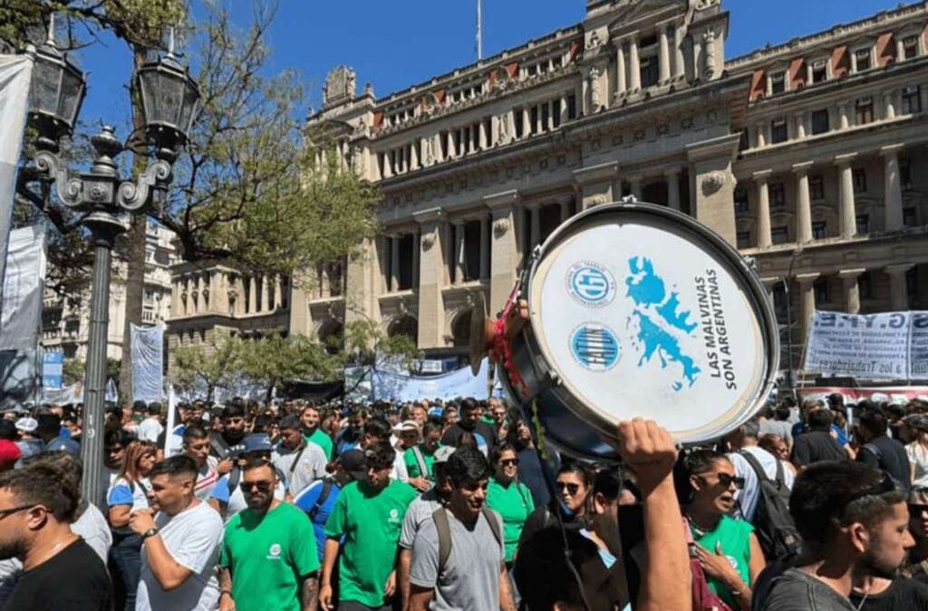 Pasaron seis meses desde su entrada en vigencia, pero la Justicia aún no falló sobre la constitucionalidad de la reforma laboral