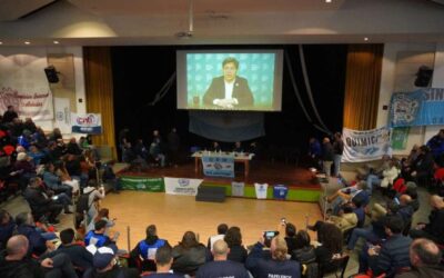 En la UOM Villa Constitución, gremios de las tres centrales obreras denunciaron el “industricidio libertario”