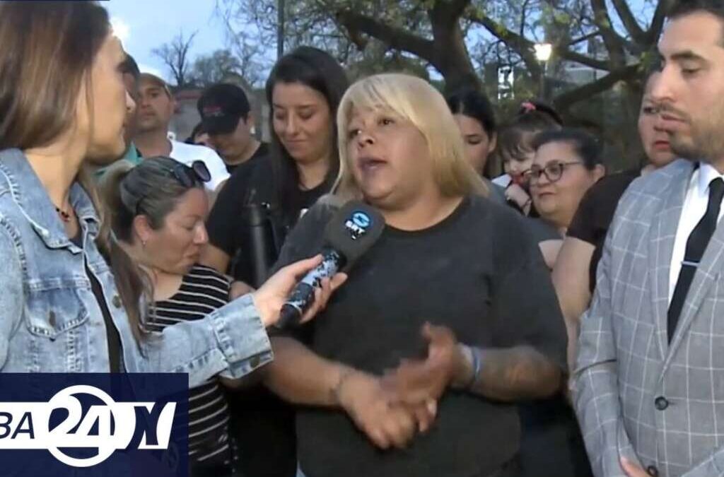 Vendedores ambulantes reclaman que la Municipalidad de Córdoba les permita trabajar