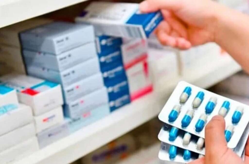LA JUSTICIA DETUVO EL PLAN DE STURZENEGGER PARA DESREGULAR LA ACTIVIDAD FARMACEUTICA Y LE DIO LA RAZON AL SAFYB