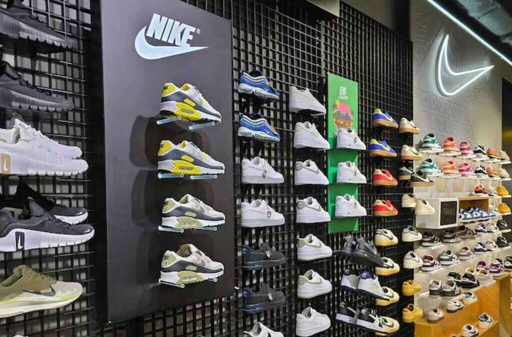 En medio del desplome del consumo, Mega Sports despidió a 90 empleados y entró en concurso preventivo