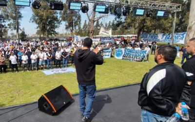 En la previa de las elecciones, Aveiro reunió a mil químicos: «Estamos de pie, firmes y organizados para defender nuestro convenio, nuestras paritarias y nuestros puestos de trabajo»