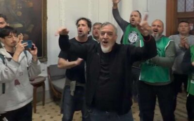 Caos en la Obra Social de las Fuerzas Armadas: renuncia de autoridades y la sede tomada por militantes gremiales