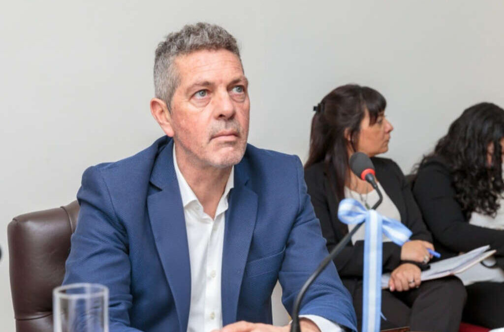 Löffler impulsa un régimen jubilatorio especial para trabajadores de la salud