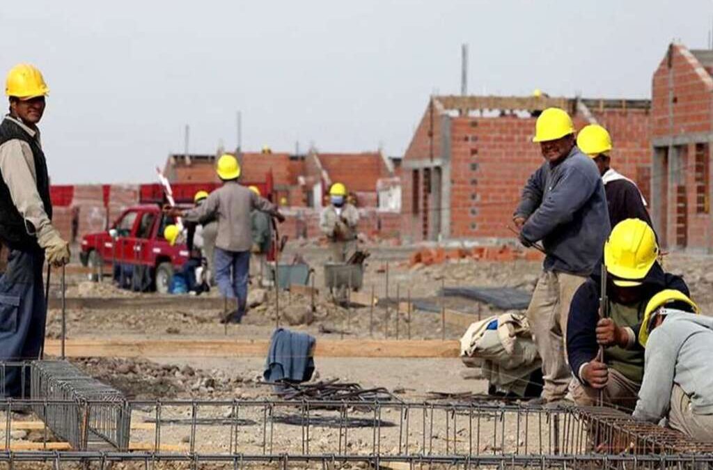En un solo mes, la construcción perdió unos 4 mil puestos de trabajo registrado: más de 130 por día
