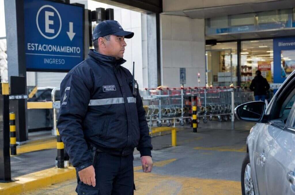 Nuevo aumento para los vigiladores: así quedan los salarios de seguridad privada en octubre