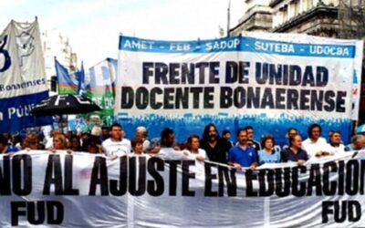 DOCENTES BONAERENSES INTENSIFICAN PAROS Y EL GOBIERNO DE KICILLOF AMENAZO CON DESCUENTOS
