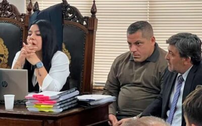 Piden diez años de cárcel para un dirigente sindical de Camioneros por protestar en la puerta de una fábrica