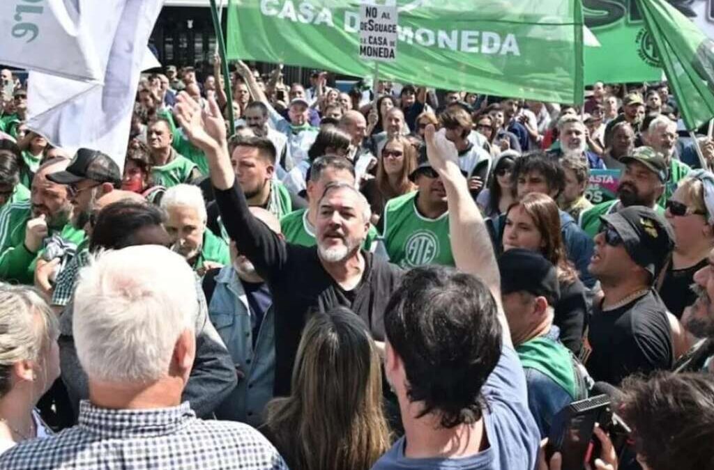 ATE lanzó un paro nacional de 24 horas para protestar en todo el país el jueves 15 y «voltear el decreto 70/23 completo»