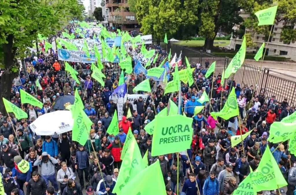 Más de 10.000 personas se movilizaron en La Plata para pedir la libertad de Tobar: “El pueblo pide a Iván libre”