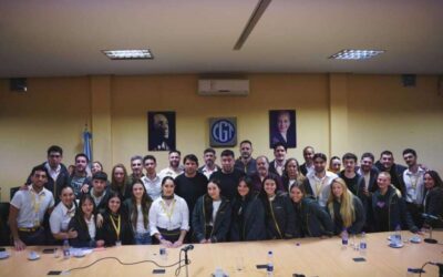 Con Brey a la cabeza, trabajadores de Flybondi fueron recibidos por la CGT